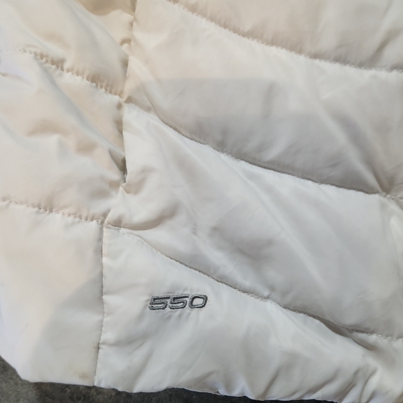 The North Face puffer vest - Picture 2 of 6